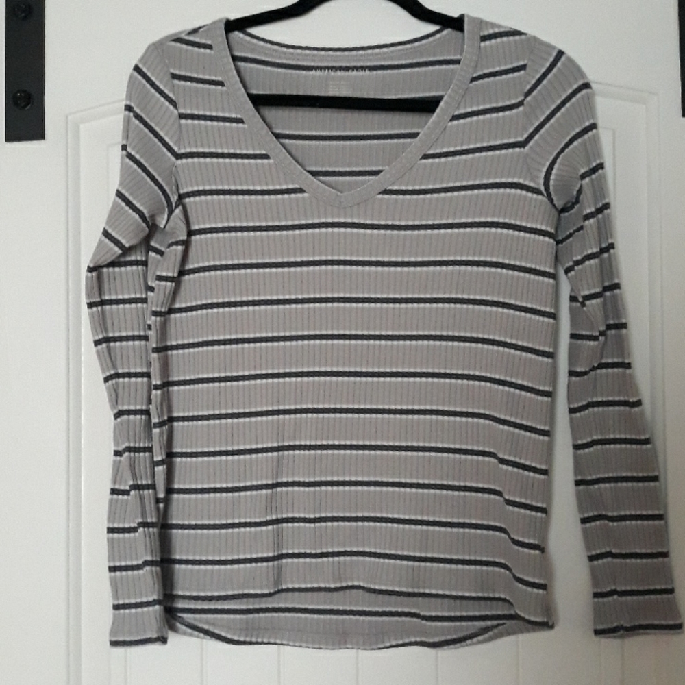 American Eagle long sleeve ribbed tee bundle - Picture 4 of 5